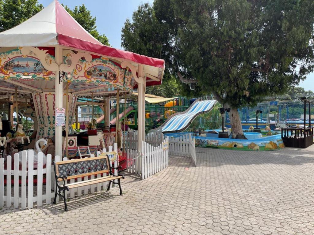 Location Saisonniere Menton 220 M Des Plages Exterior photo